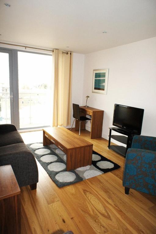 Meridian Terrace Serviced Apartments Cardiff Room photo